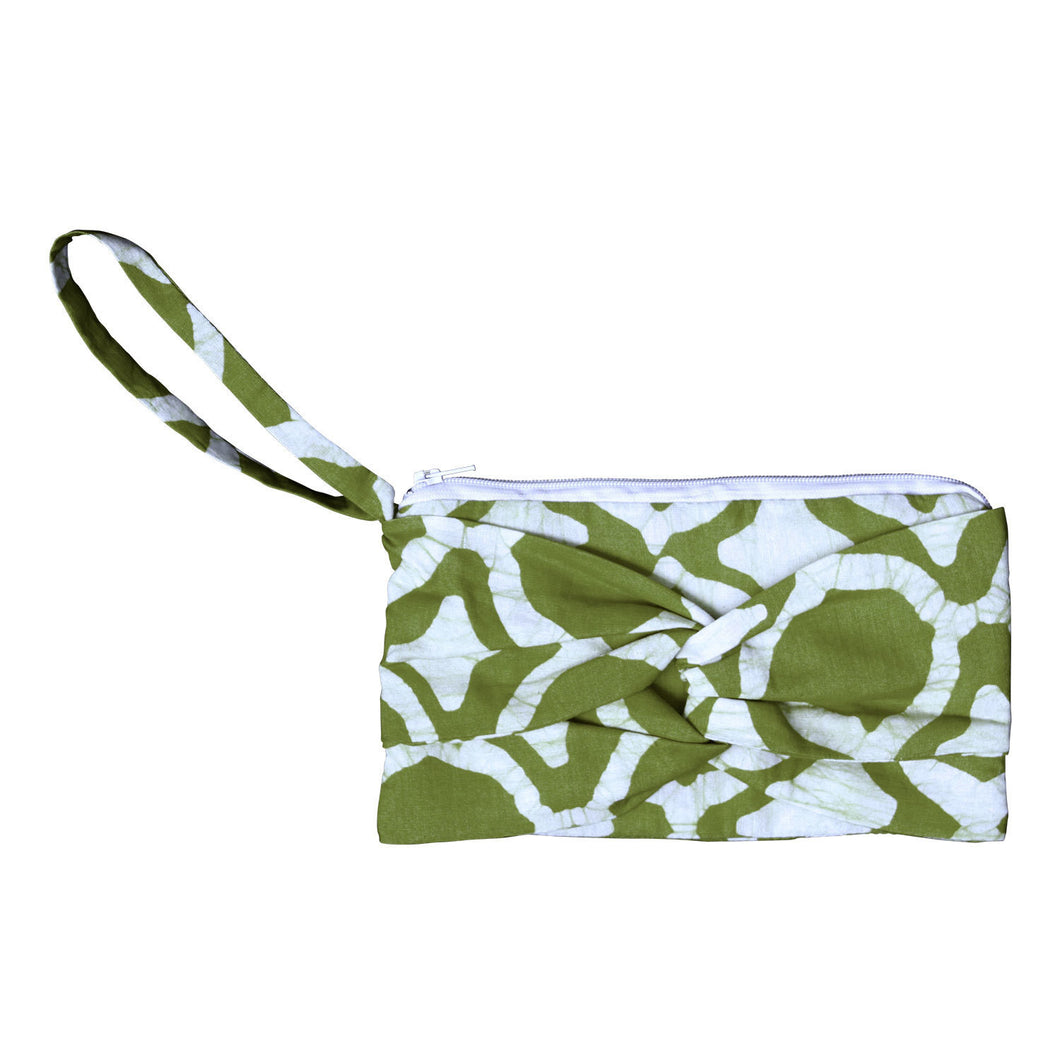 Clutch with a Twist - Fisheye Olive - Global Mamas (P)